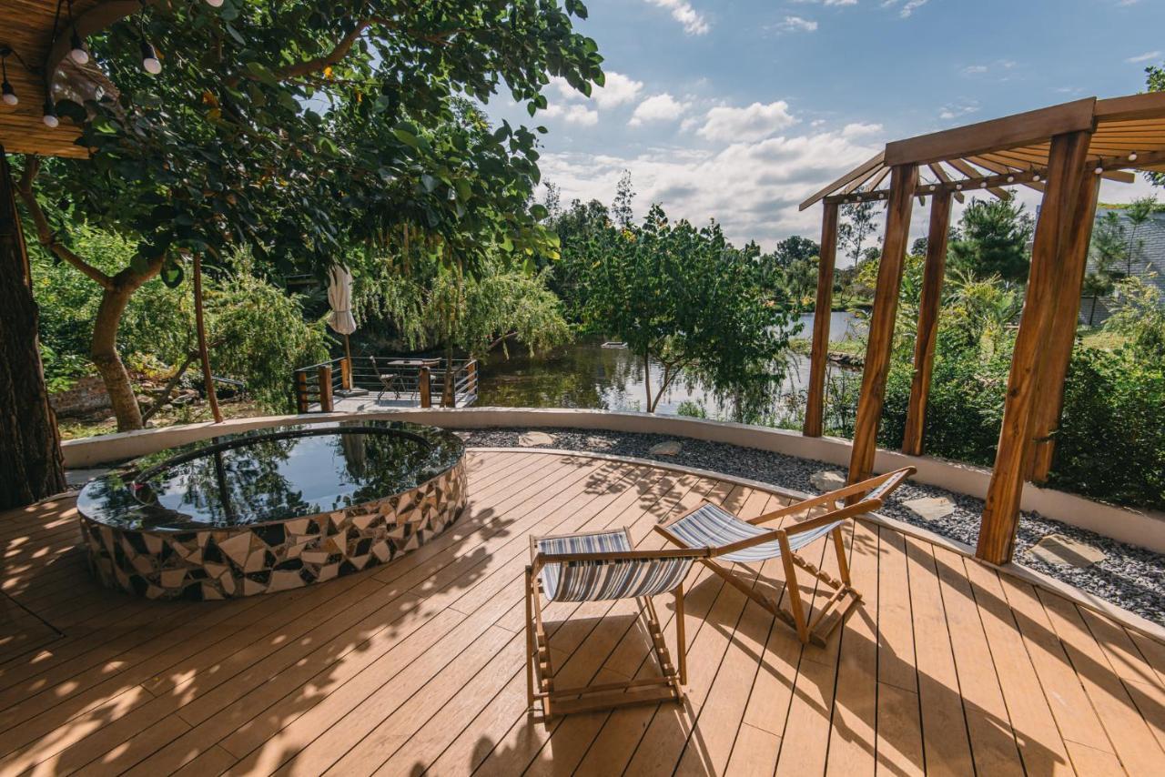 U Lesa - Nha Ben Rung Hotel Hanoi Kültér fotó